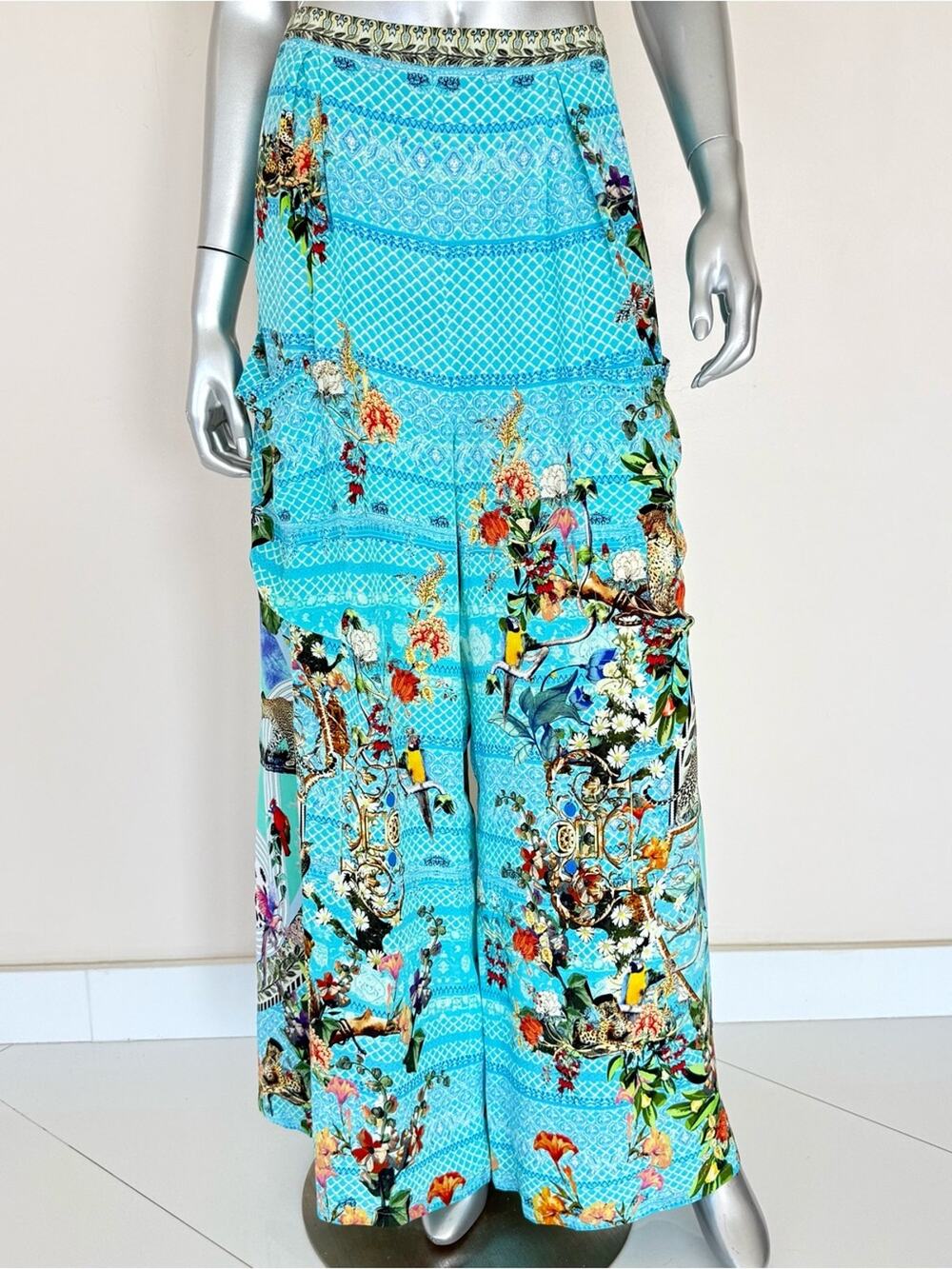 Camilla women silk wide leg pants size M Authentic Retail 320$